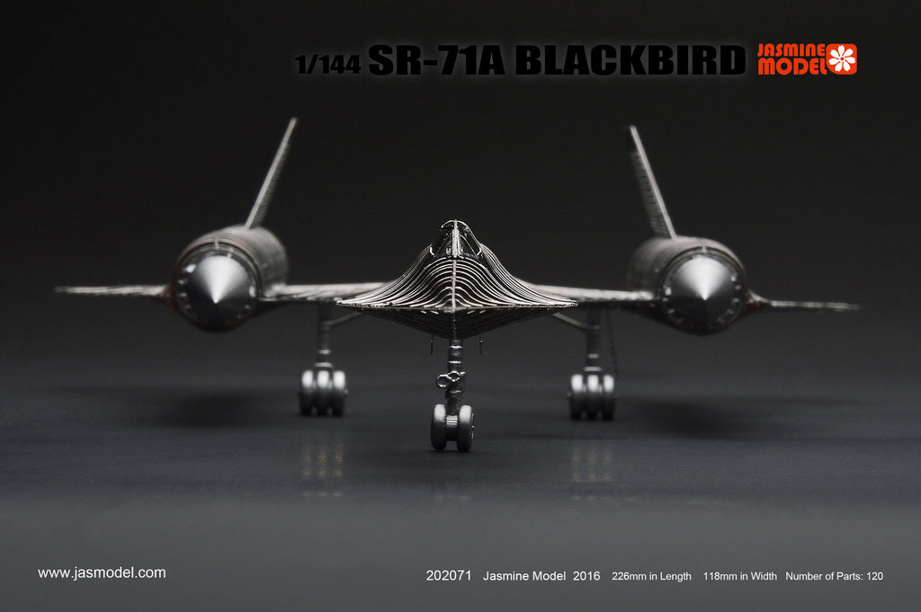 202071 1/144 US Air Force Reconnaissance Aircraft SR-71A Blackbird
