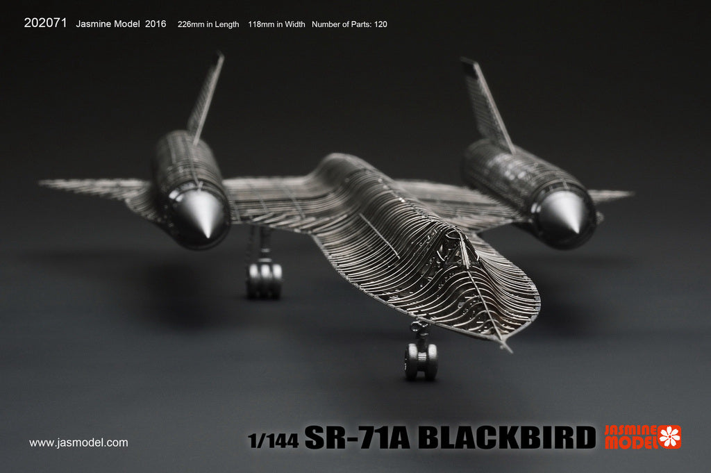 202071 1/144 US Air Force Reconnaissance Aircraft SR-71A Blackbird